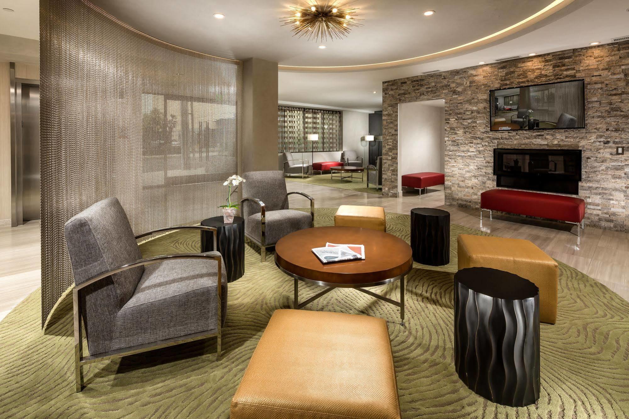 Aventura 3* Los Angeles